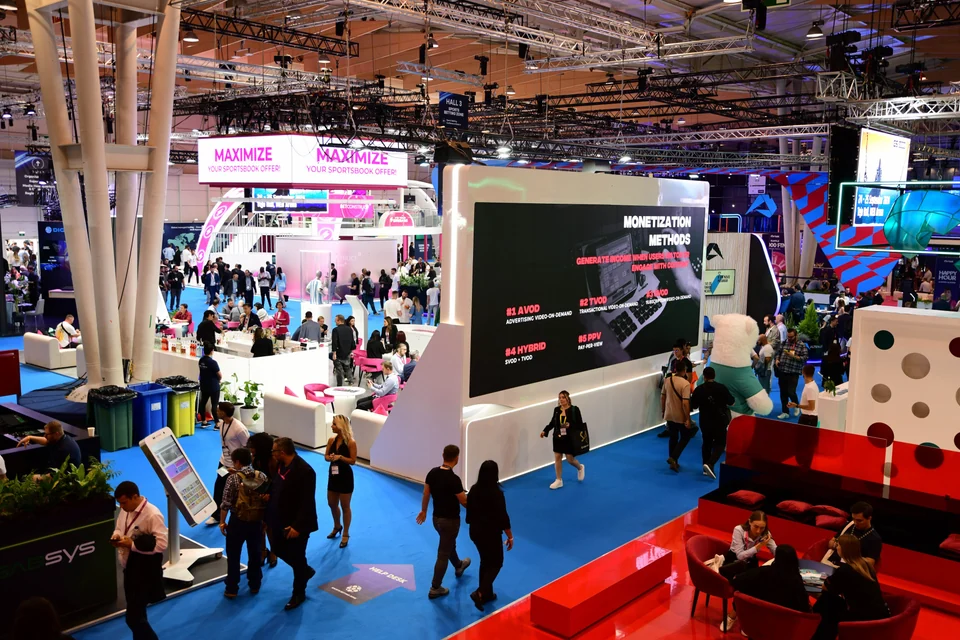 Виставковий простір SBC Summit